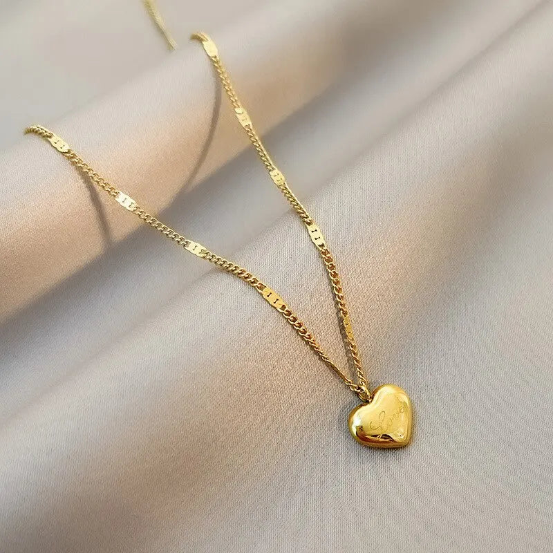 Collarbone Gold Heart Chain Necklace