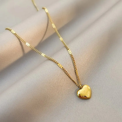 Collarbone Gold Heart Chain Necklace