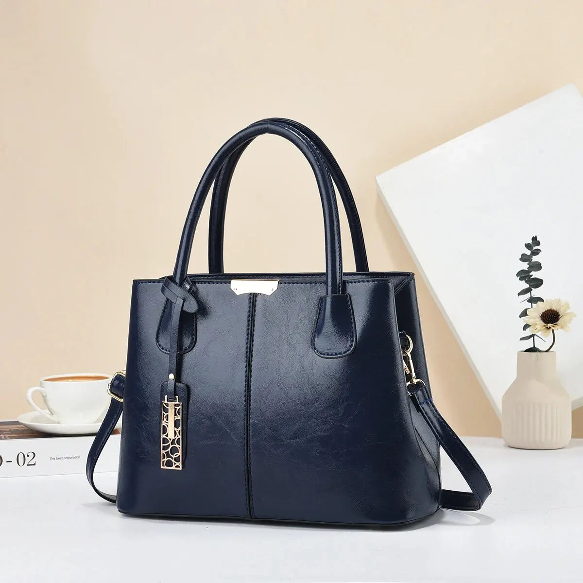 Casual Retro Solid Color Handbag